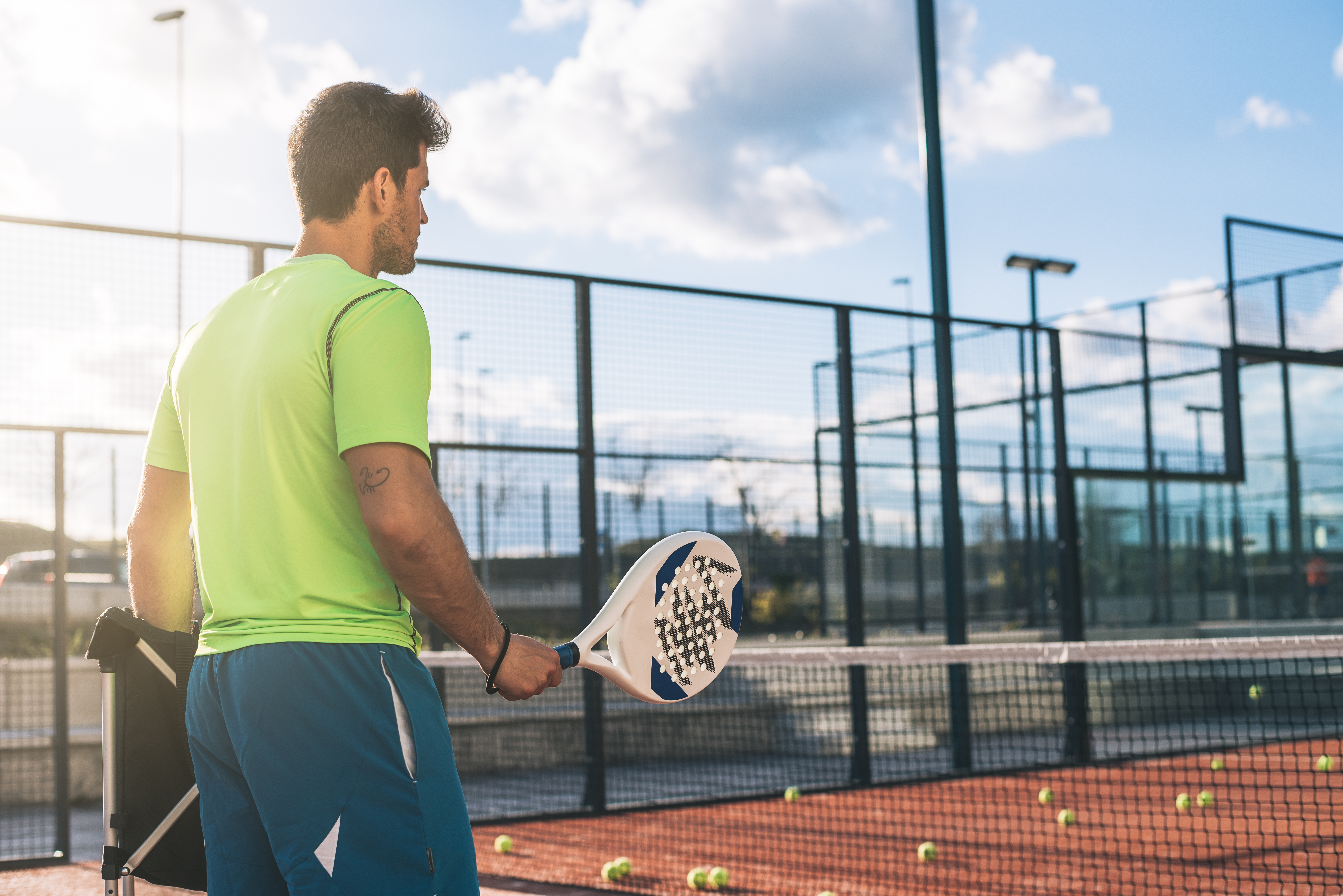 You can play tennis your. Падел теннис. Паддл-теннис и падел-теннис. Падел теннис фото. Падел теннис Дубай.